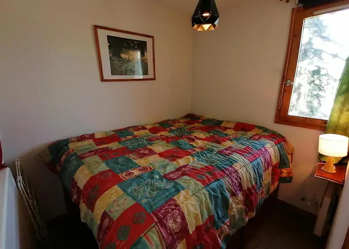 2 Pieces A Montalbert, Aux Pieds - Fr-1-181-2790 Apartment *